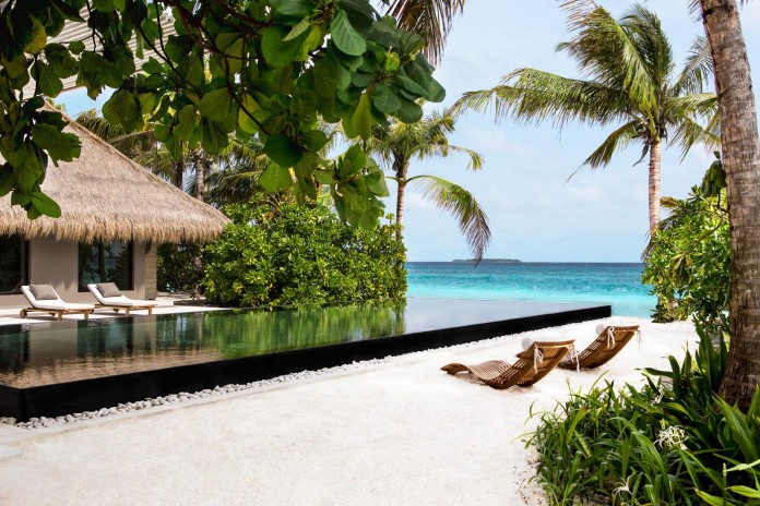 Cheval-Blanc-Randheli-Hotel-in-the-Maldives-04