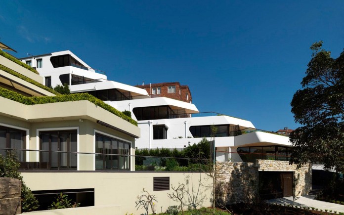 Benelong-Crescent-Apartments-by-Luigi-Rosselli-Architects-01