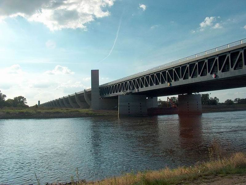 Magdeburg-Water-Bridge-06-1