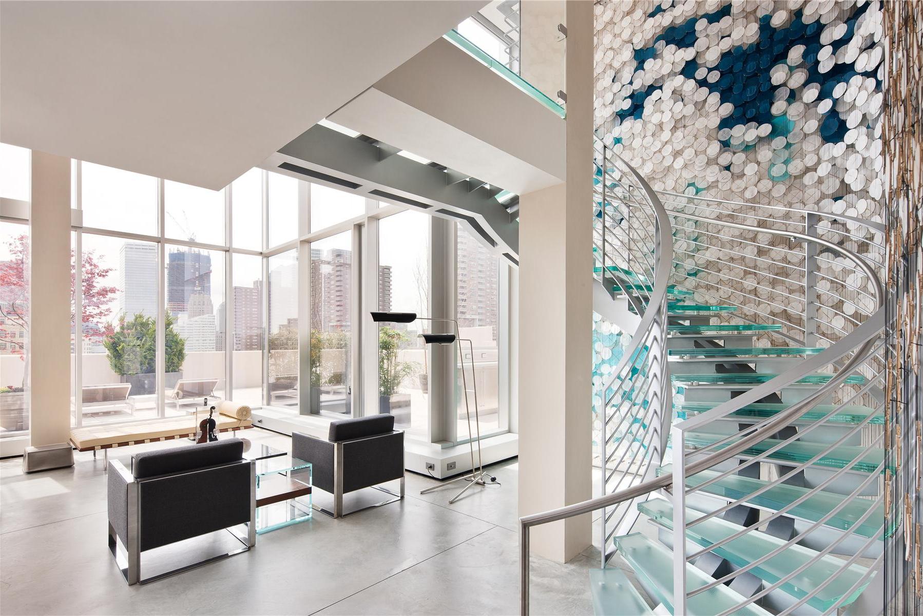 Modern-Full-Glass-Skyloft-Penthouse-03