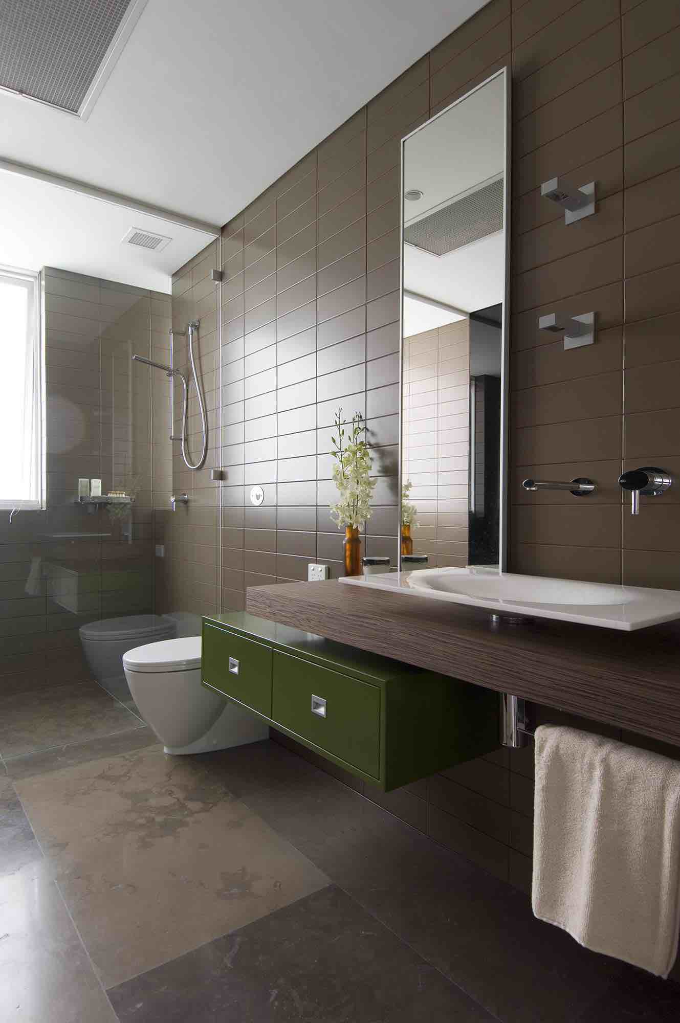 minosa-design-modern-bathroom-floating-vanity-portlans-st-bathroom-puddle-gessi-ovale-dover-heights-01