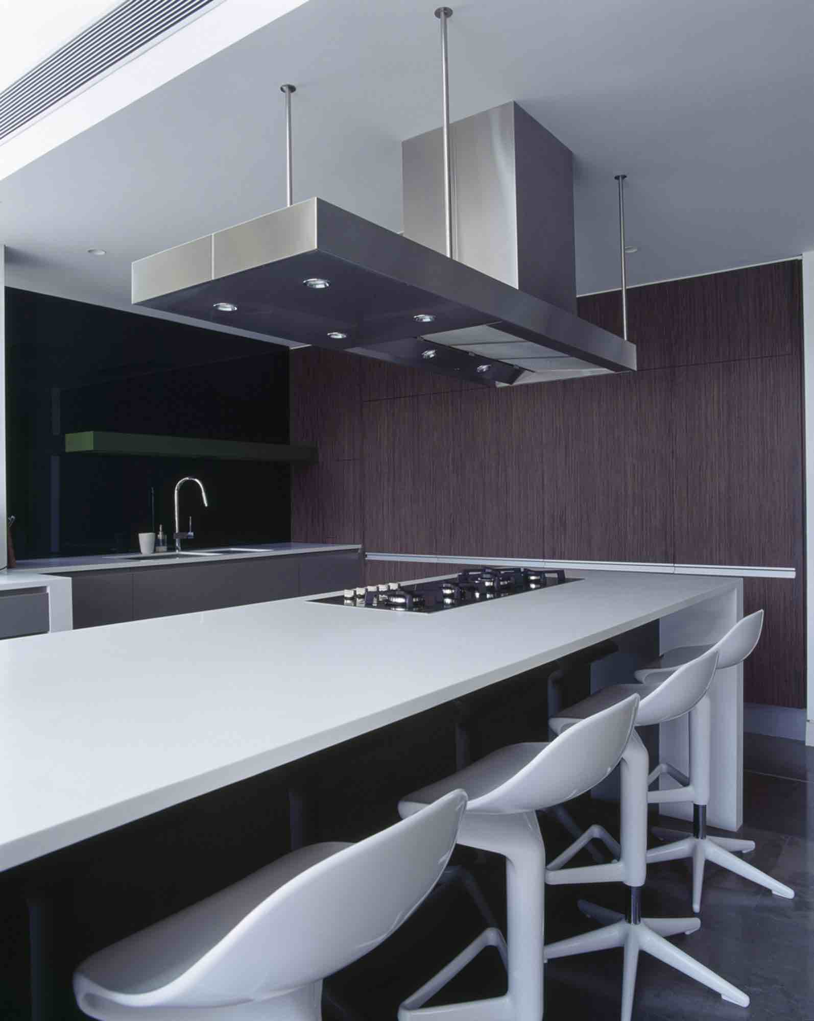 minosa-design-open-plan-high-ceiling-void-large-dinning-table-corian-benchtop-minosa-kitchen-gilda-02