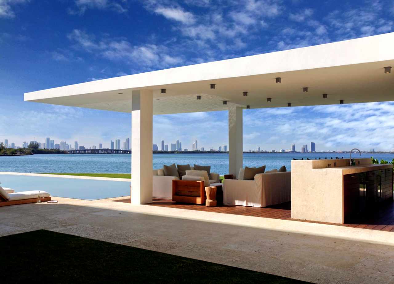 Miami-Beach-Waterfront-03