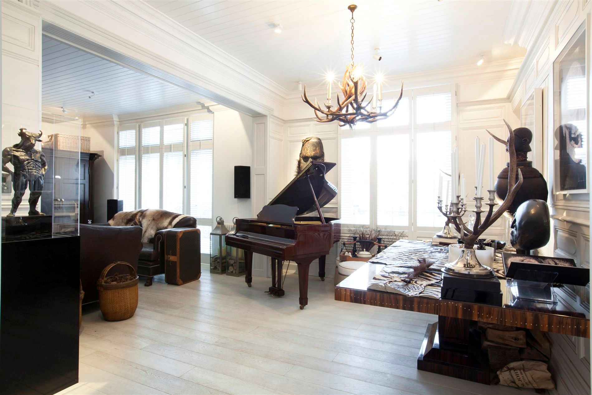 Prince-Edward-Mansions-02