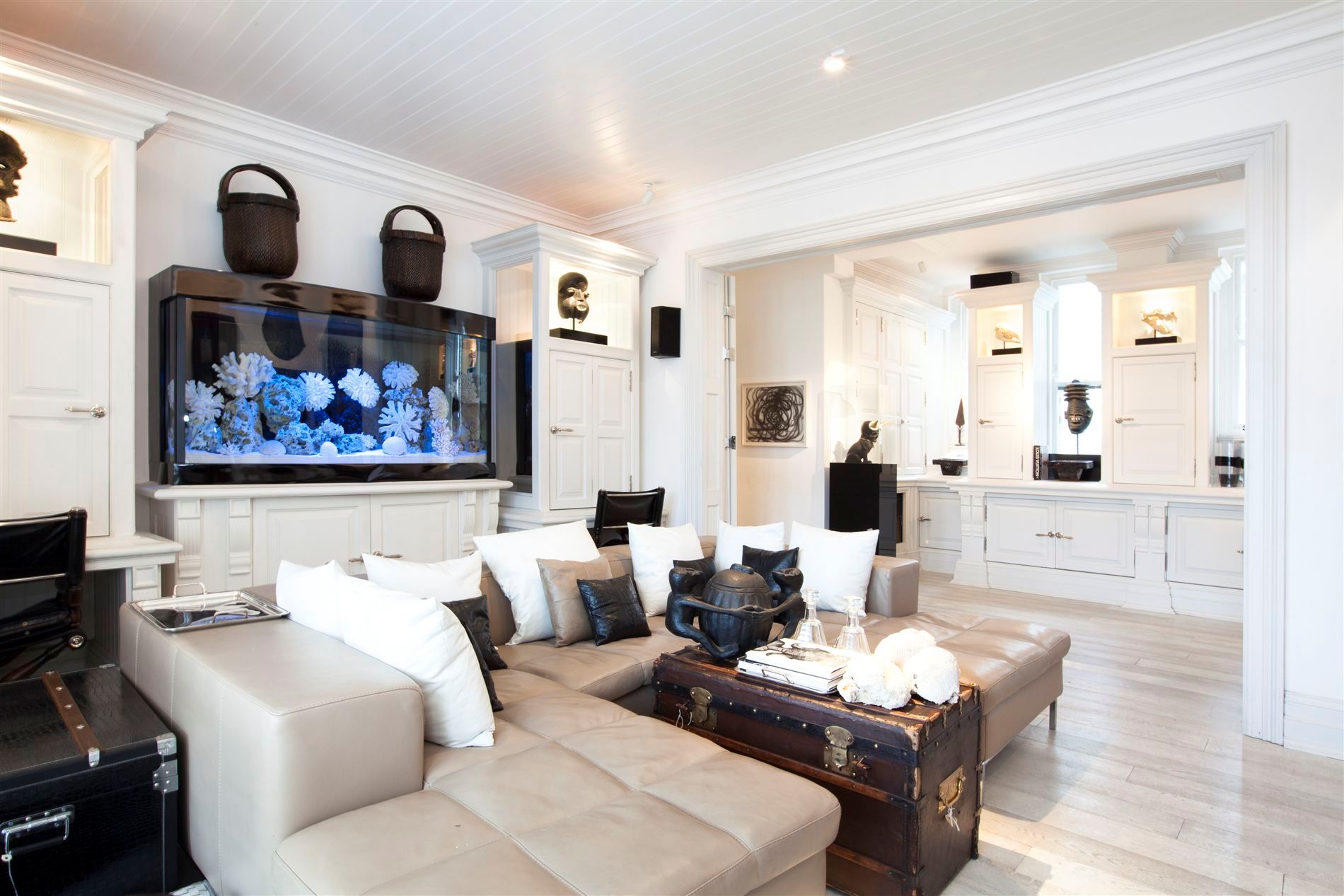 Prince-Edward-Mansions-04