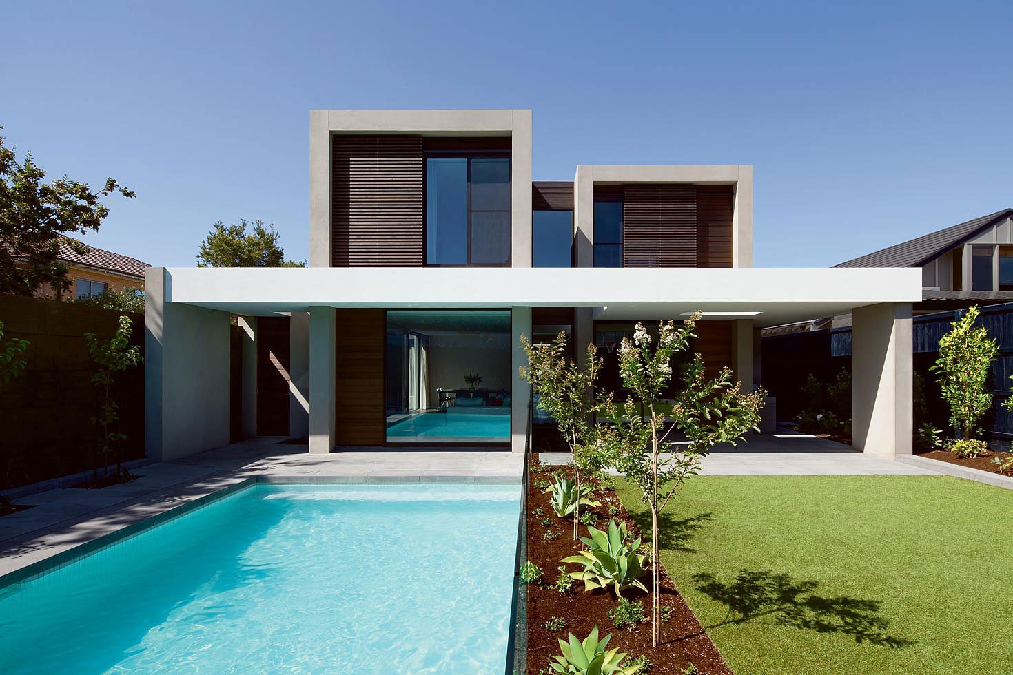 Brighton-House-01