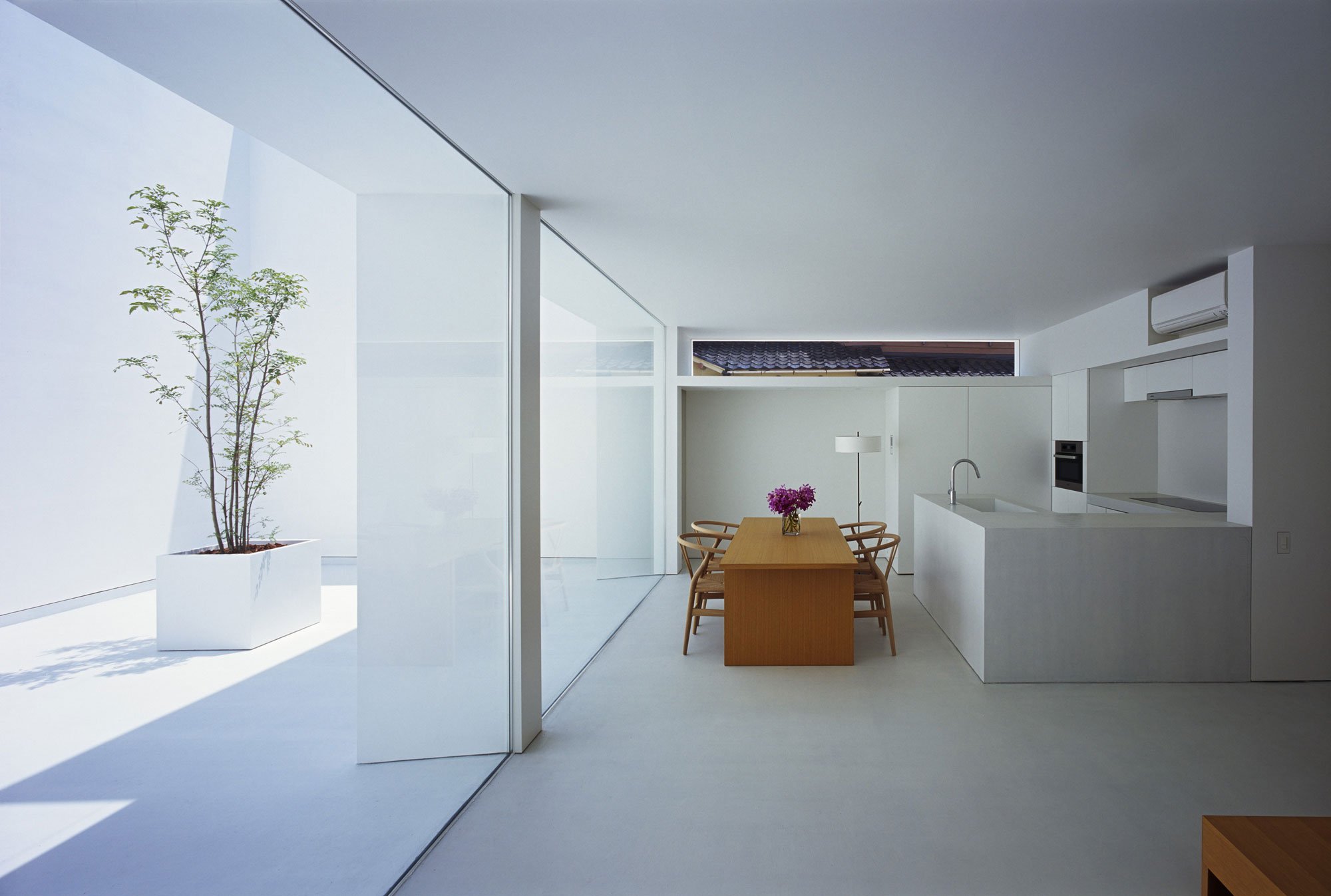 White-Cave-House-12