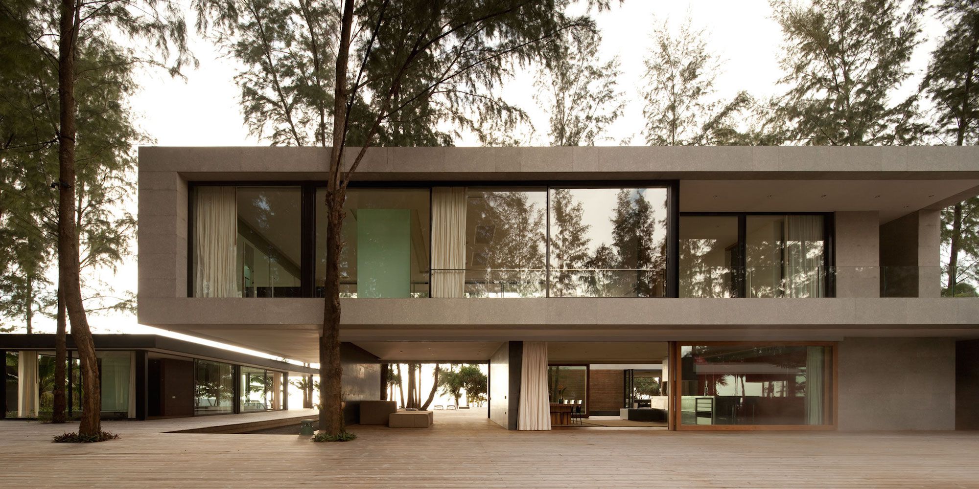 Contemporary Villa Noi-01