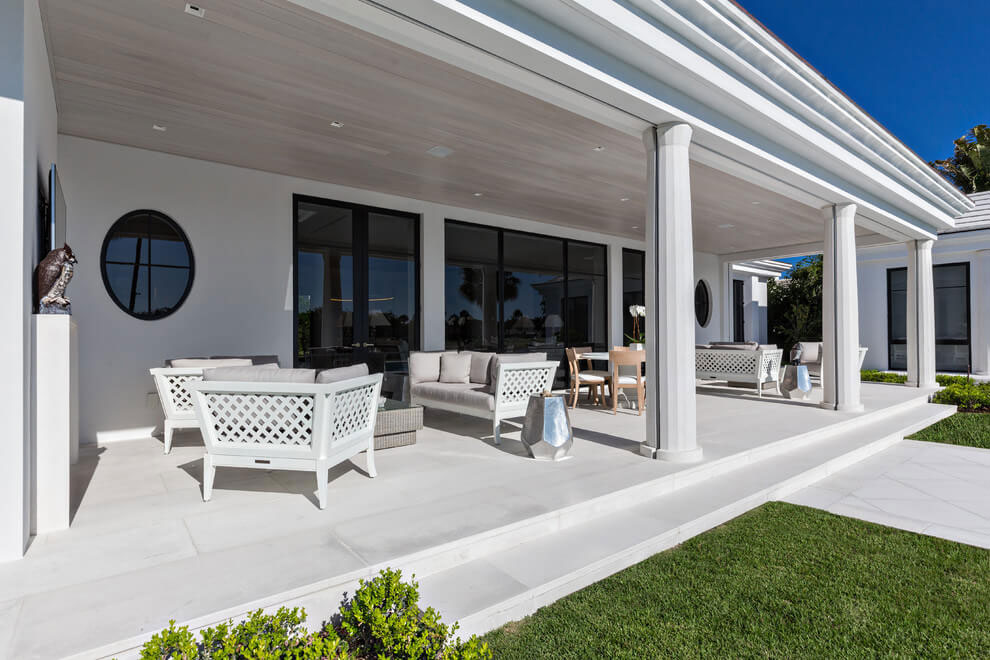 Contemporary White Estate in Palm Beach Keating Moore-07