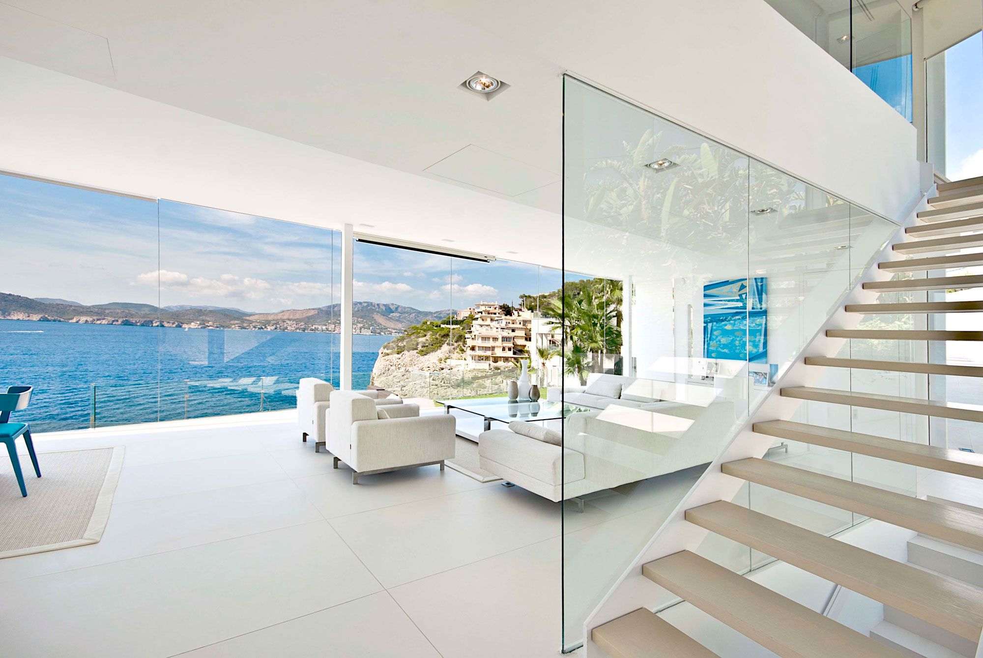 Stunning Ultramodern Meditetranian Villa Gold in Mallorca-14