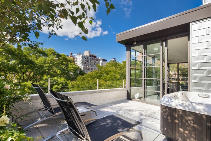 460-West-22nd-Street-Sophisticated-Home-03