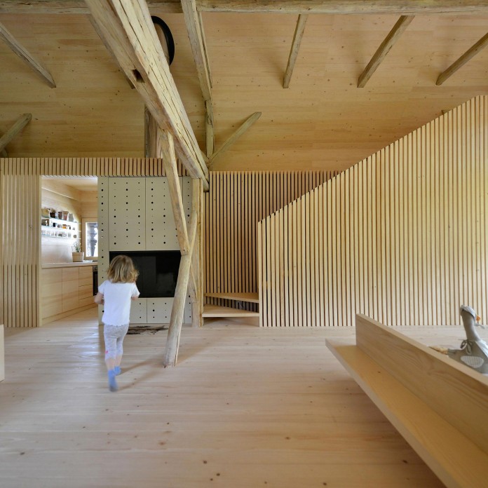 Alpine-Barn-Apartment-by-OFIS-Arhitekti-09