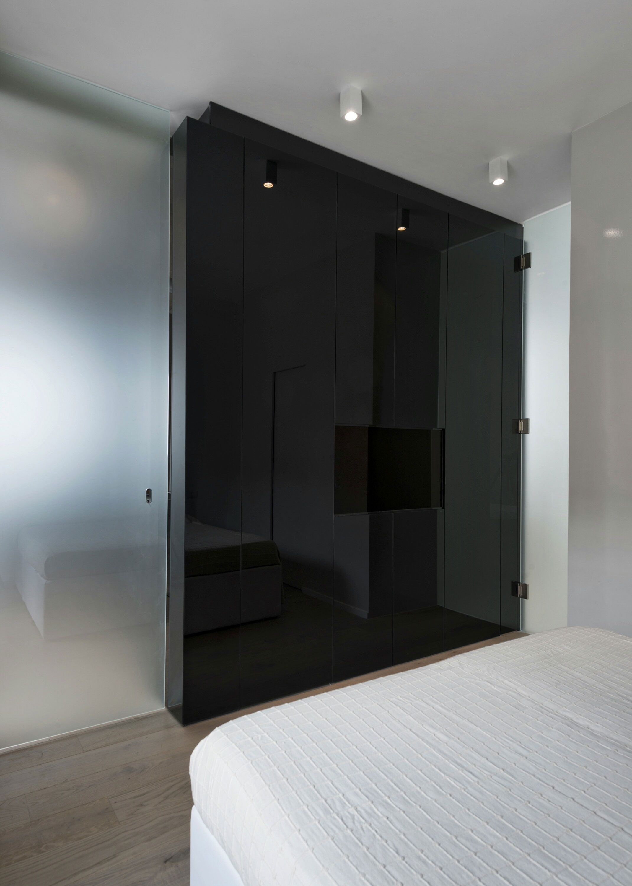 The Cube Apartment in Rome by Noses Architects-12