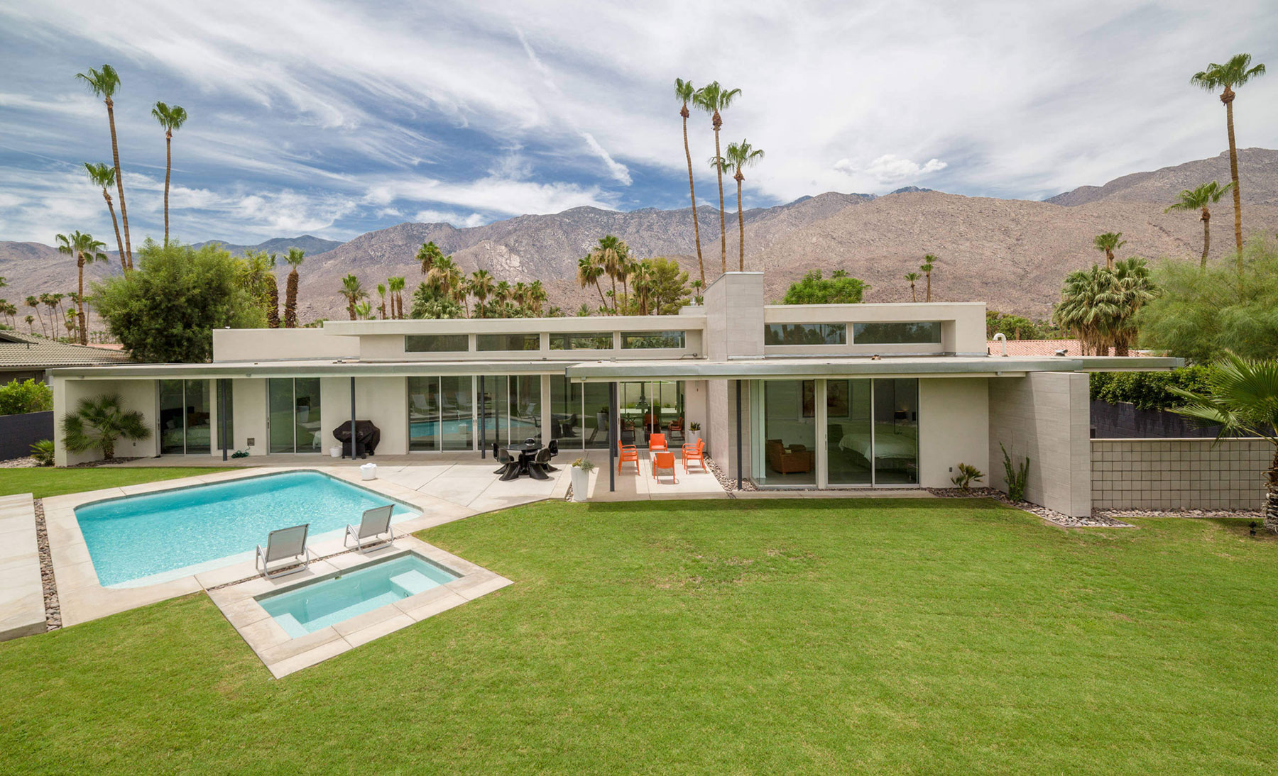 Modern Camino Real Drive Home in Palm Springs by OJMR-Architects-02