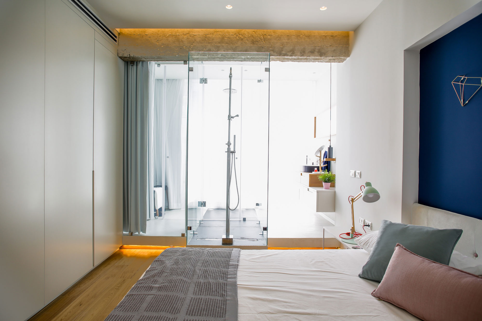 Modern Weisel Apartment in Tel Aviv by Dori Interior Design-25