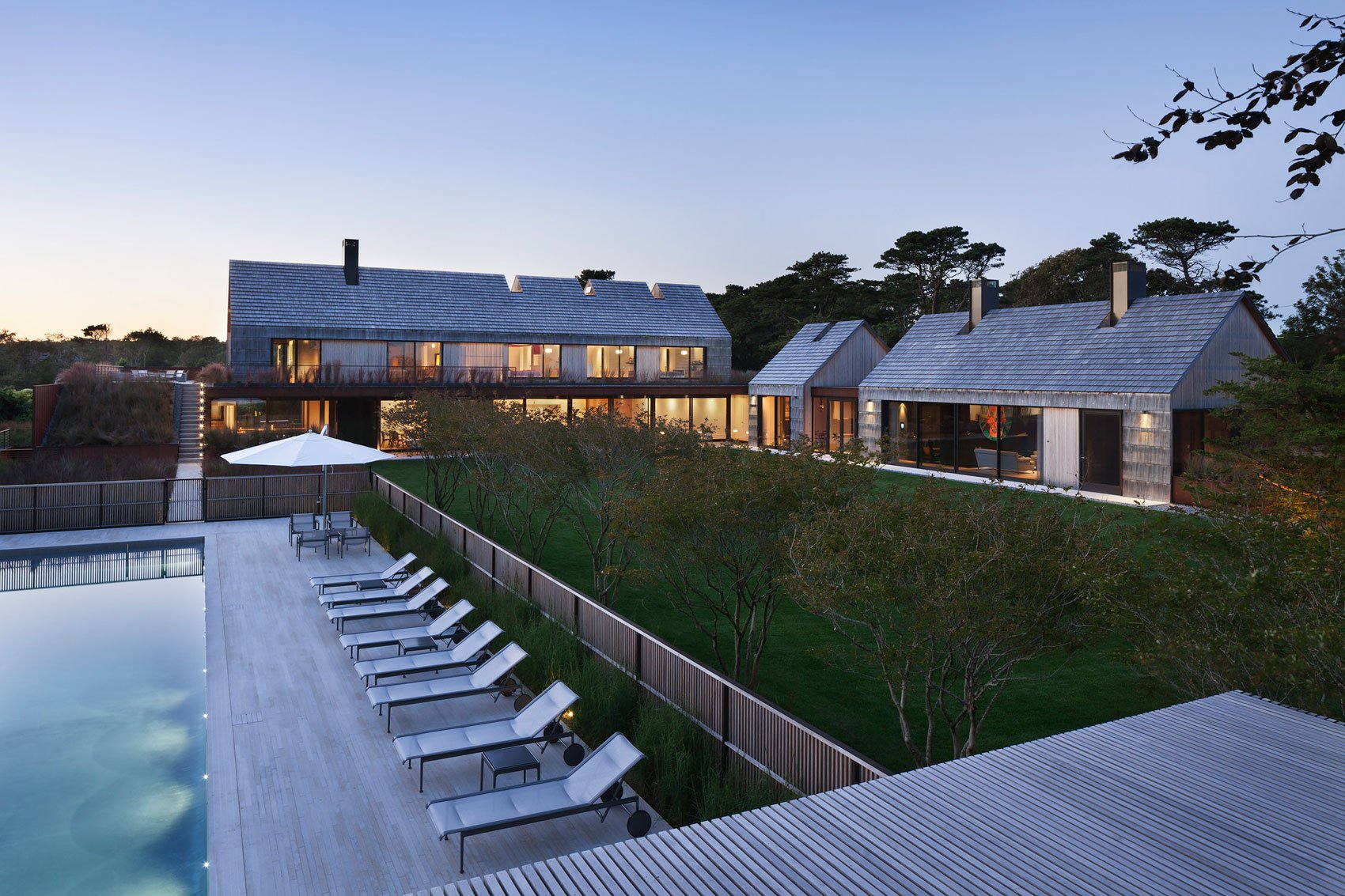 Piersons Way Residence in East Hampton by Bates Masi Architects-14