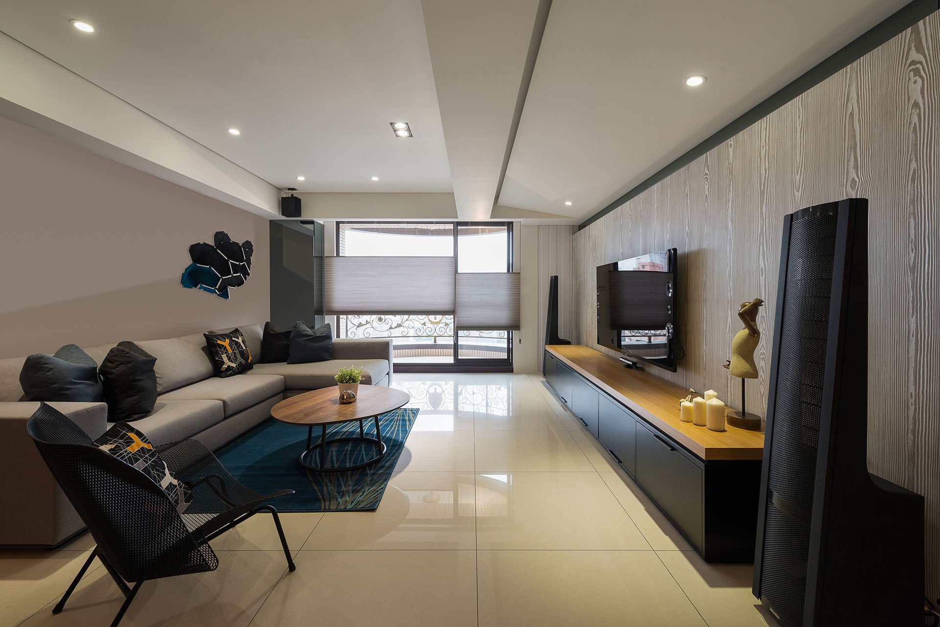 Stylish Element Apartment in Taiwan by White Interior Design-03