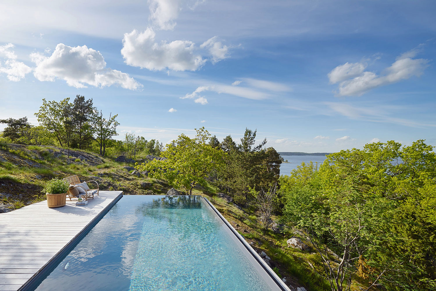 Aspvik privet summer house overlooking Torsbyfjärden by Andreas Martin-Löf Arkitekter-03