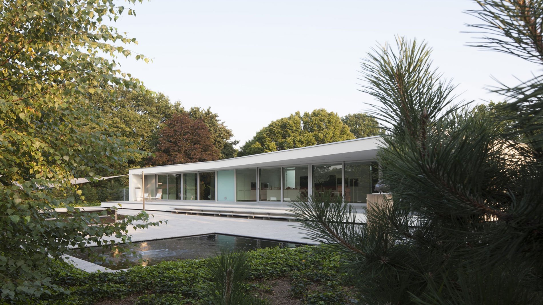 Boxed Villa Spee Haelen with Panoramic Windows by Lab32 architecten-10