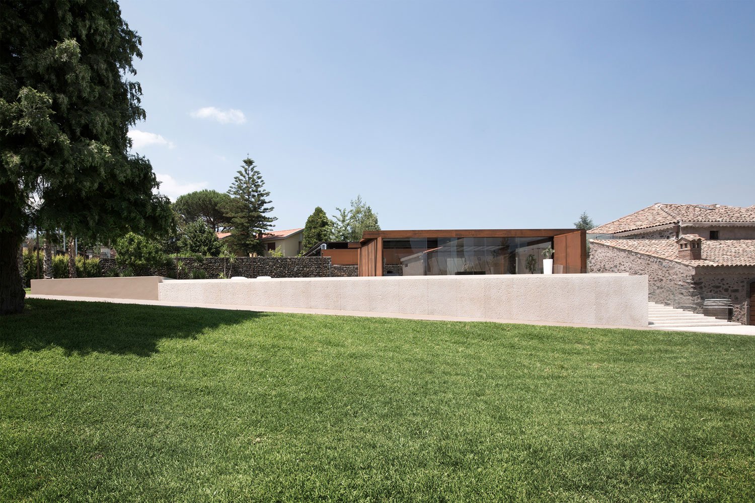 CRV House in Viagrande by ACA Amore Campione Architettura-02