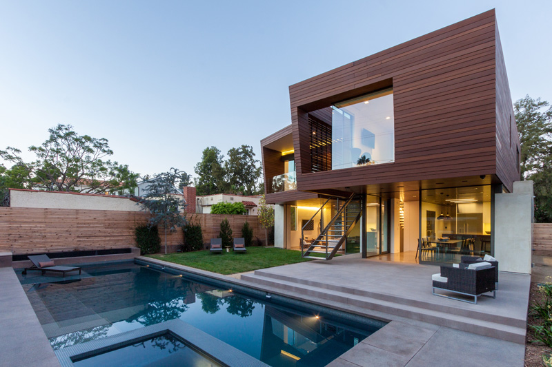 Contemporary Santa Monica Home by Kovac Design Studio-04