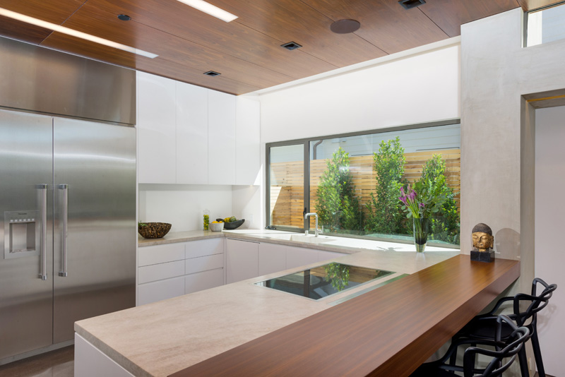 Contemporary Santa Monica Home by Kovac Design Studio-18
