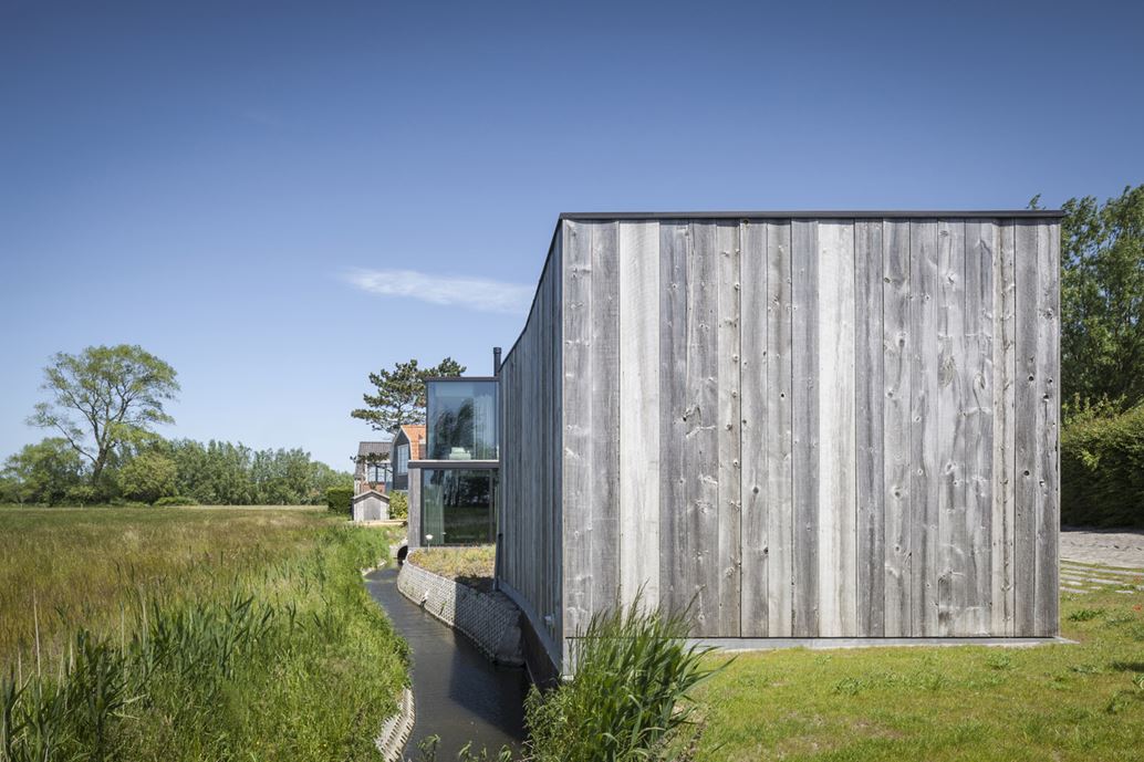 Graafjansdijk Residence by Govaert & Vanhoutte Architects-05