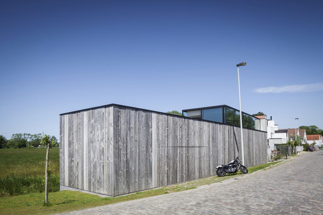 Graafjansdijk Residence by Govaert & Vanhoutte Architects-07
