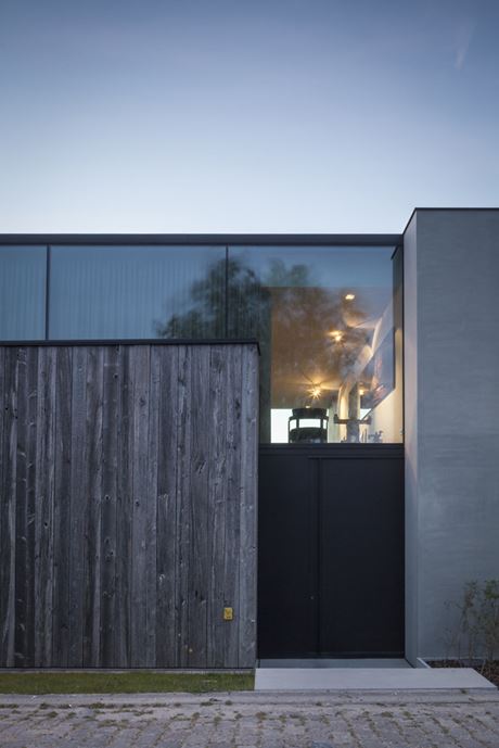 Graafjansdijk Residence by Govaert & Vanhoutte Architects-26