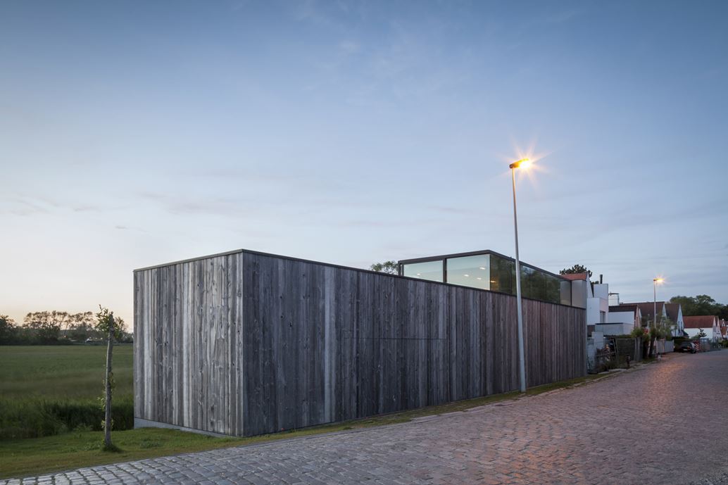 Graafjansdijk Residence by Govaert & Vanhoutte Architects-27