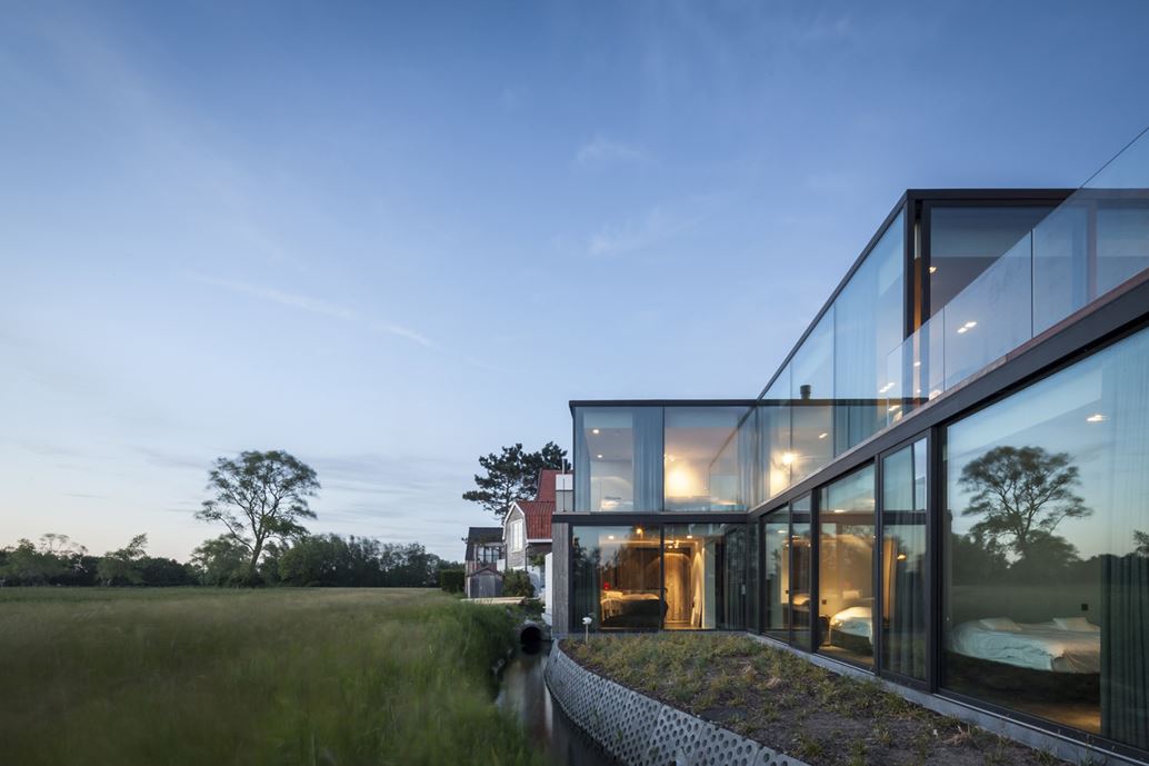 Graafjansdijk Residence by Govaert & Vanhoutte Architects-31