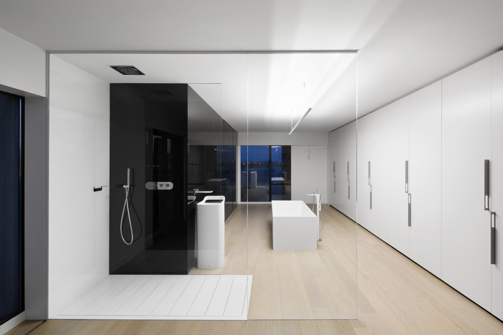 Iconic Moshe Safdie Habitat 67 by Studio Practice-07
