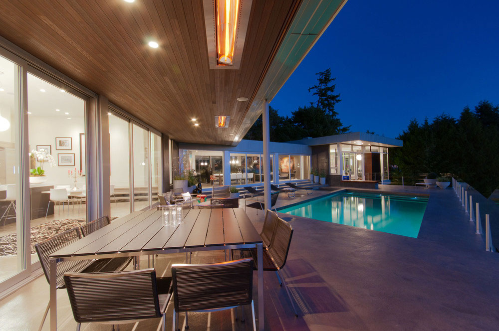 Modern Almondel Home Located in West Vancouver by Mcleod Bovell-02