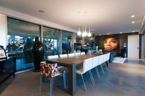 Modern Almondel Home Located in West Vancouver by Mcleod Bovell-15