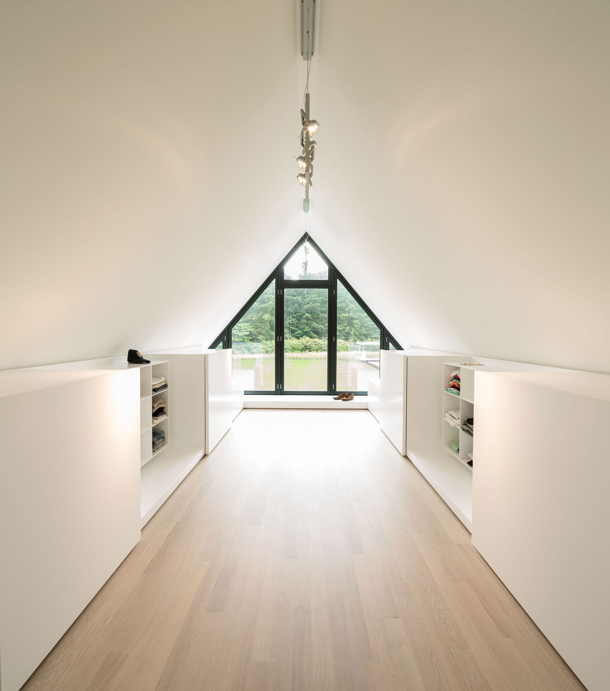 Modern Huizen Country House Located in a Quiet Rural Setting by De Brouwer Binnenwerk-22