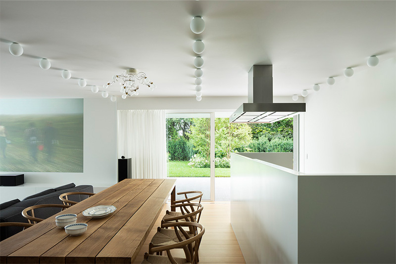 Modern Villa For a Couple with Three Children in Treviso by Zaetta Studio-09
