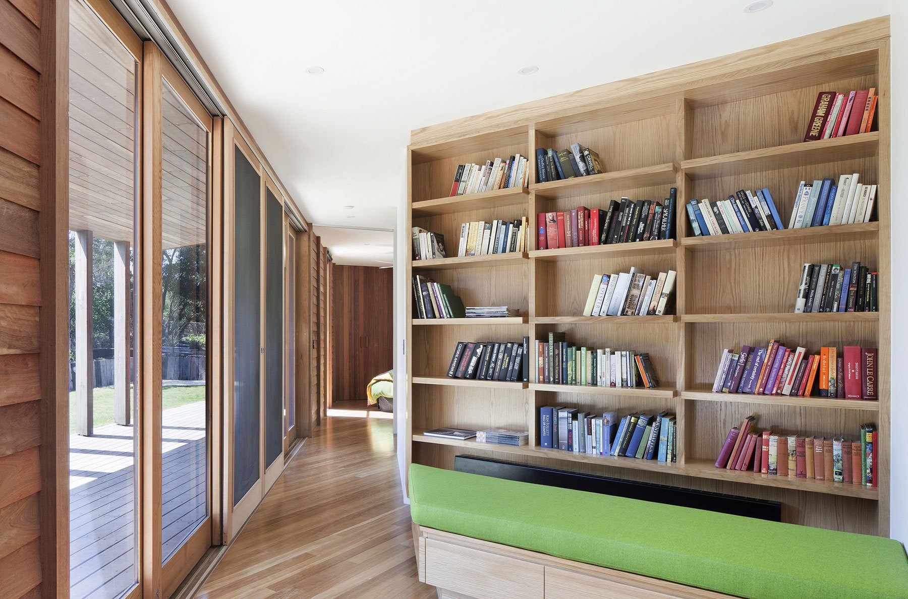 No Front or Back of Aireys House by Byrne Architects-11