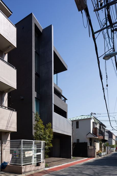 OKM 4 story building designed for a private residence and apartment in Tokyo by Artechnic-20