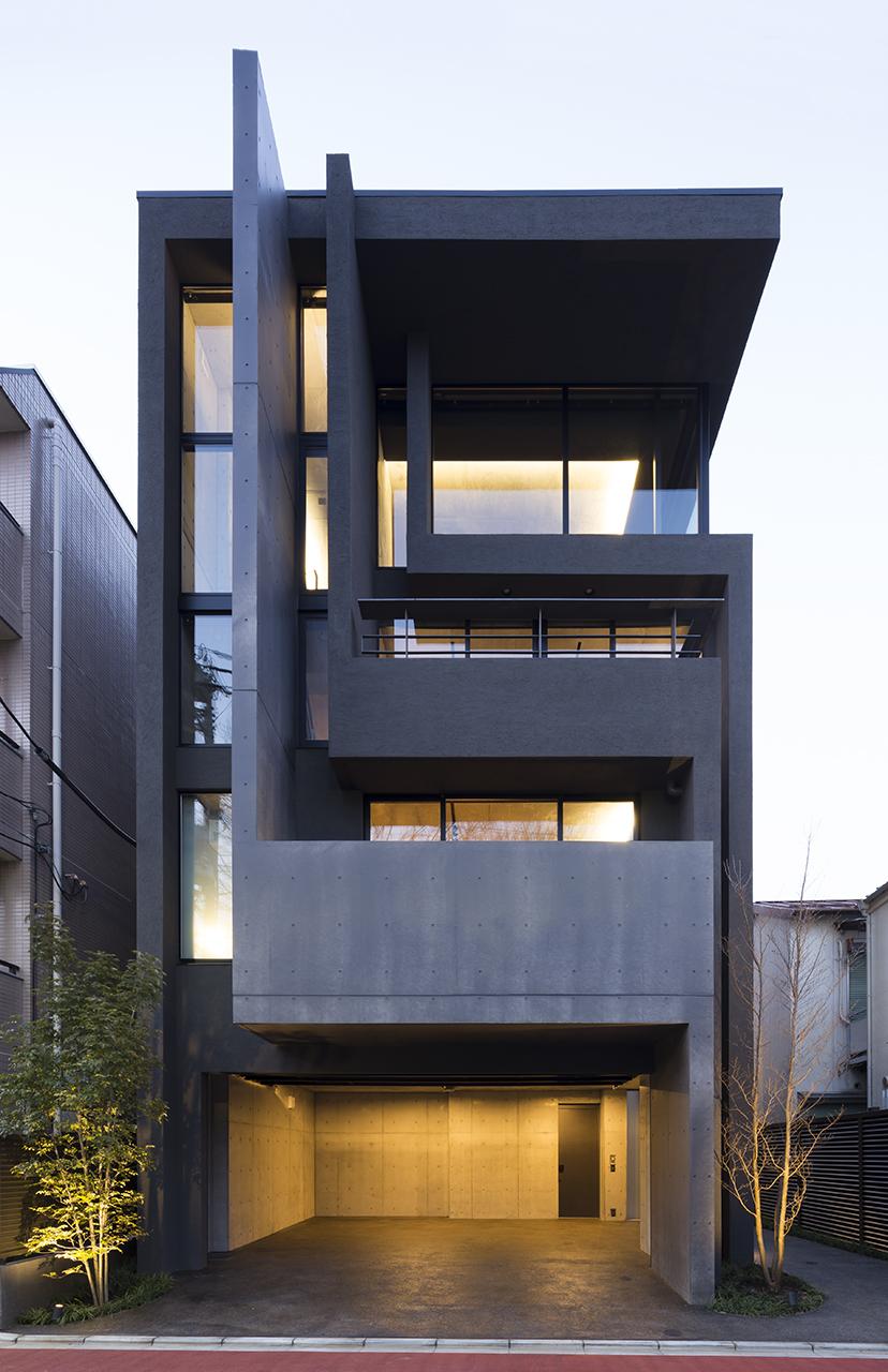OKM 4 story building designed for a private residence and apartment in Tokyo by Artechnic-23