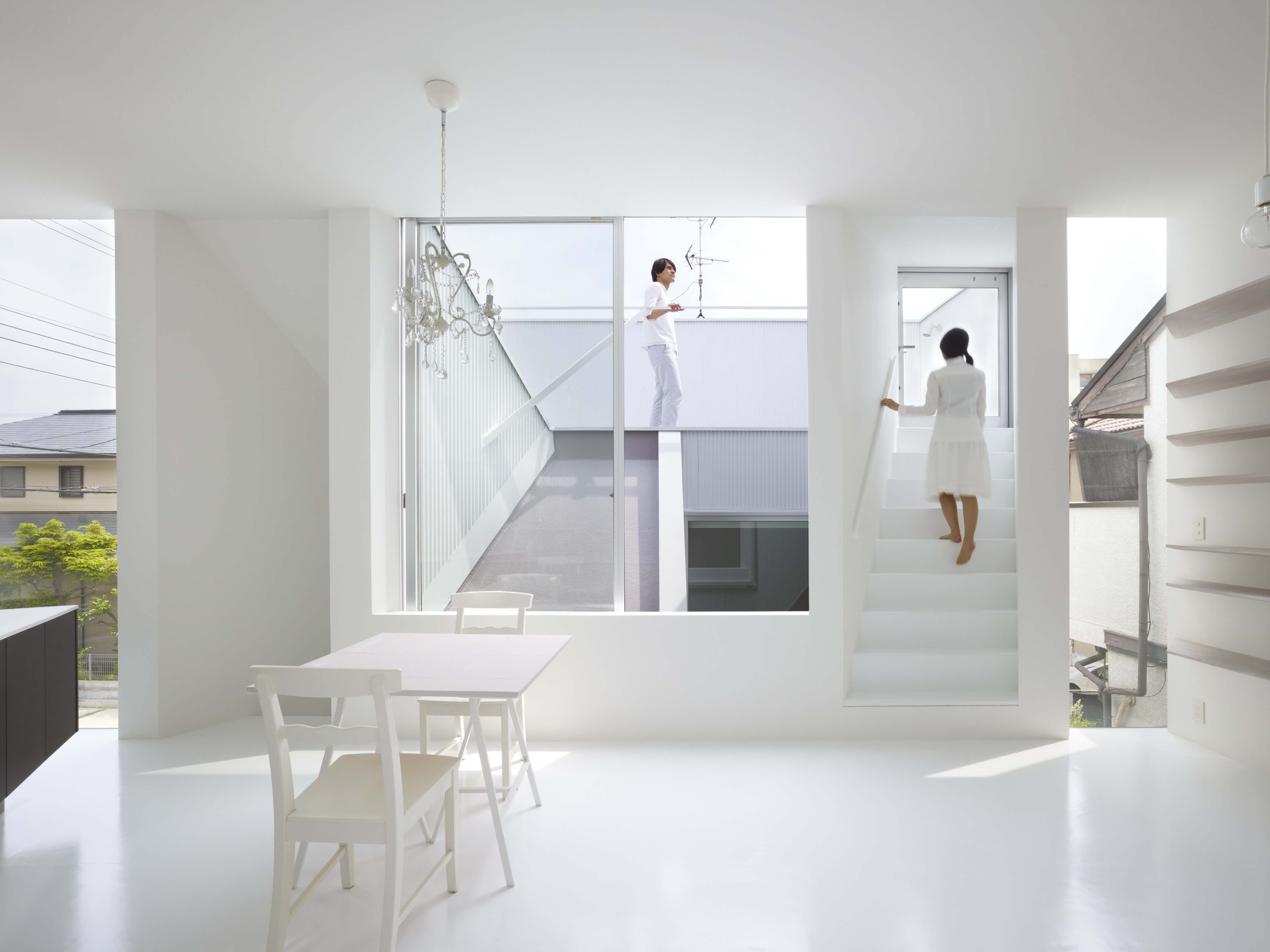Slice of the City Residence in Hyogo by Alphaville Architects-02