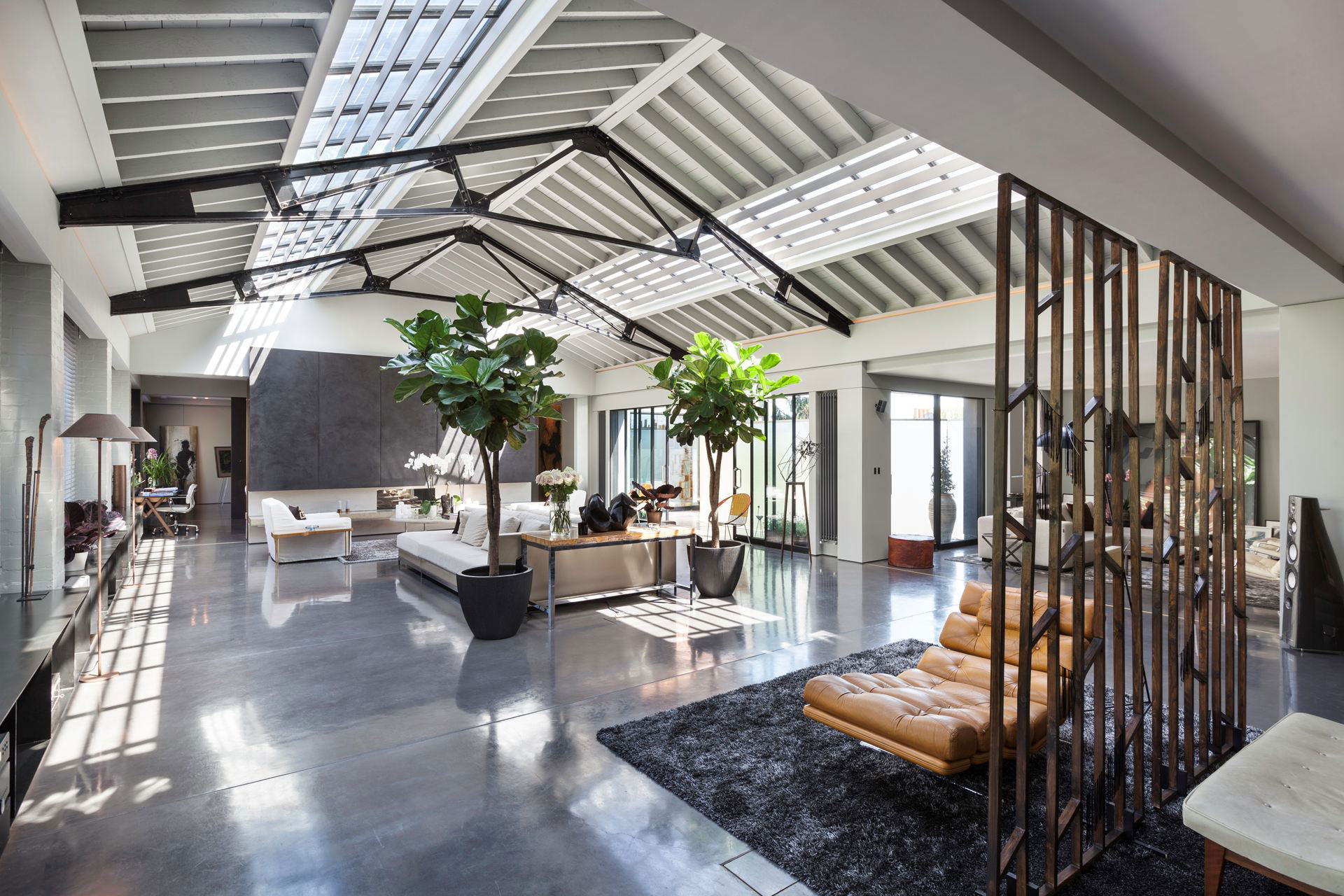 The Talisman Building conversion of a warehouse into a modern penthouse in London-01