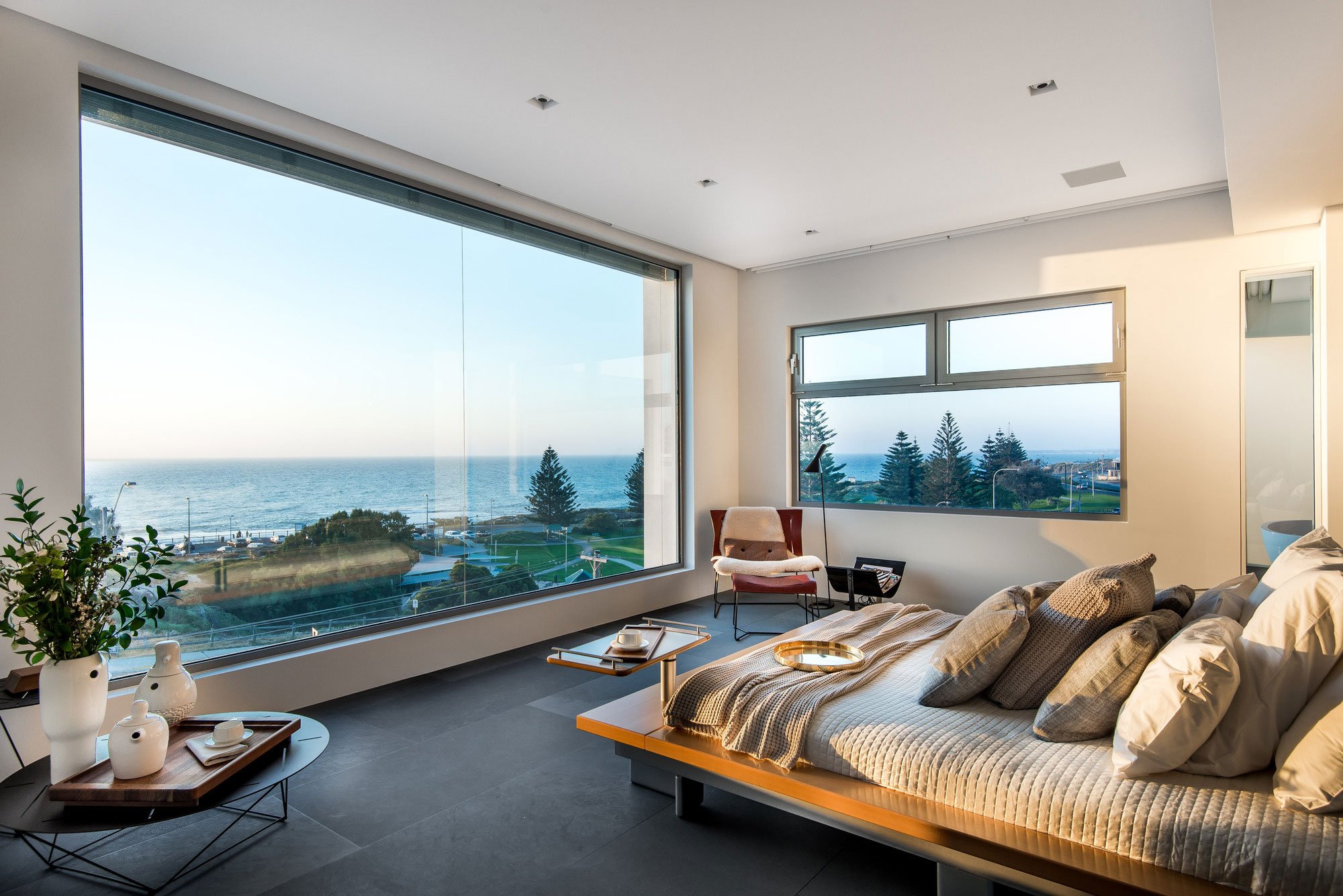 Trigg Modern Beach Residence by Hillam Architects-08