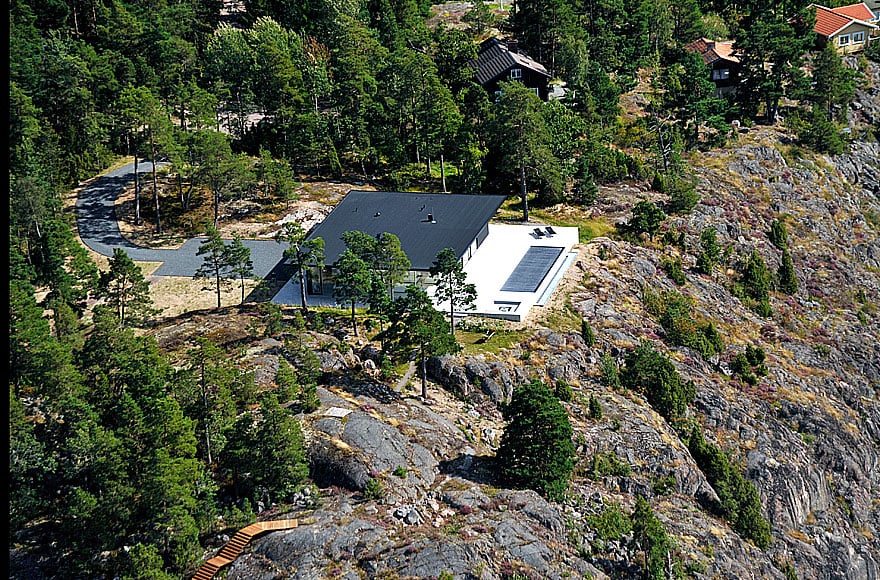 Överby Lake House near Stockholm by John Robert Nilsson Arkitektkontor-09