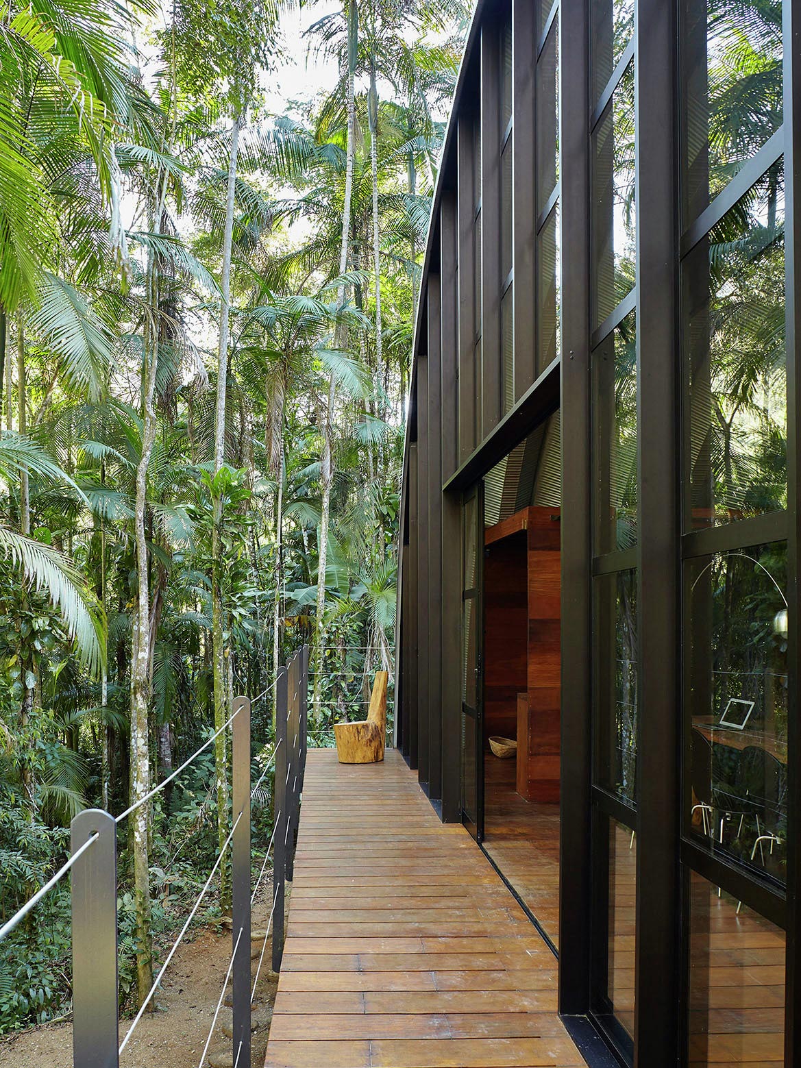 ARCA-home-in-the-middle-of-the-Brazilian-Atlantic-Forest-by-Atelier-Marko-Brajovic-06