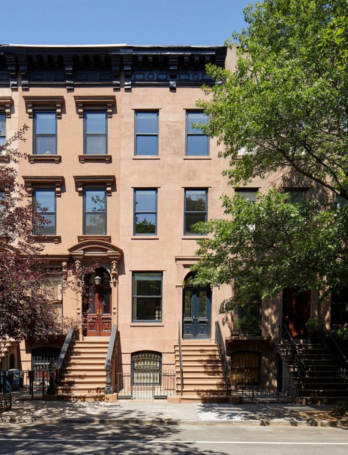 Carroll-Gardens-Townhouse-by-Lang-Architecture-01