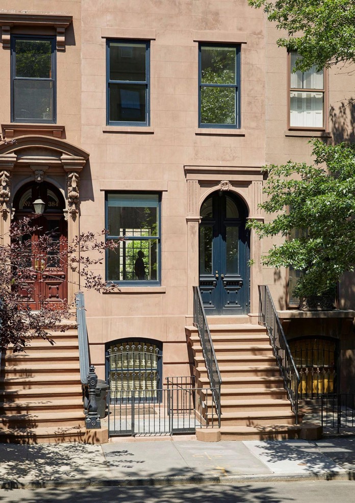 Carroll-Gardens-Townhouse-by-Lang-Architecture-02