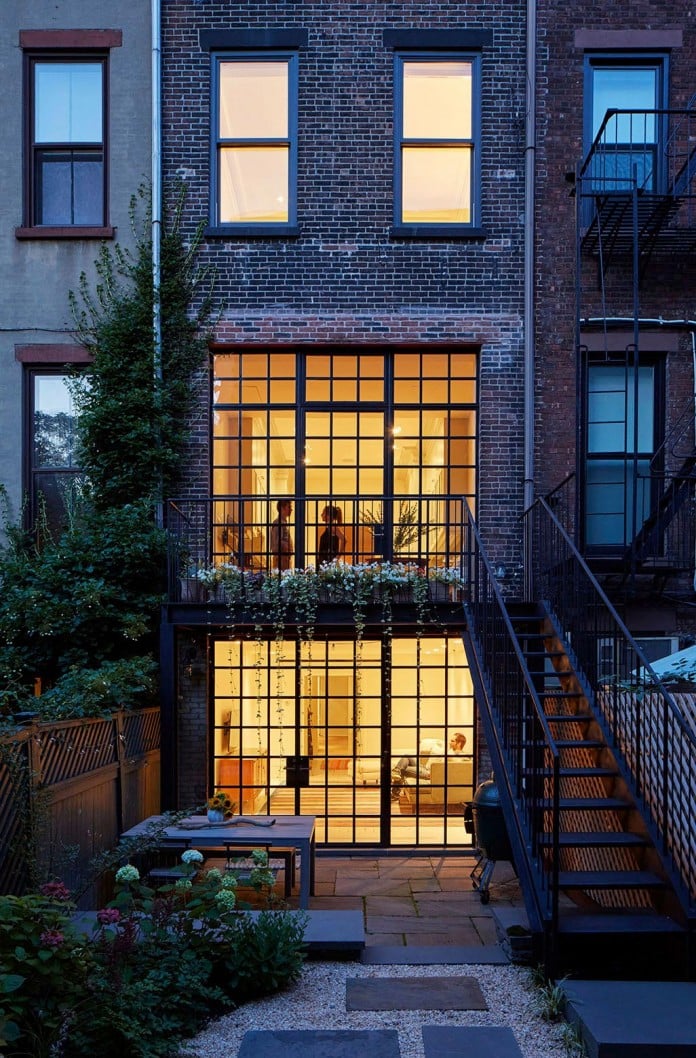 Carroll-Gardens-Townhouse-by-Lang-Architecture-18