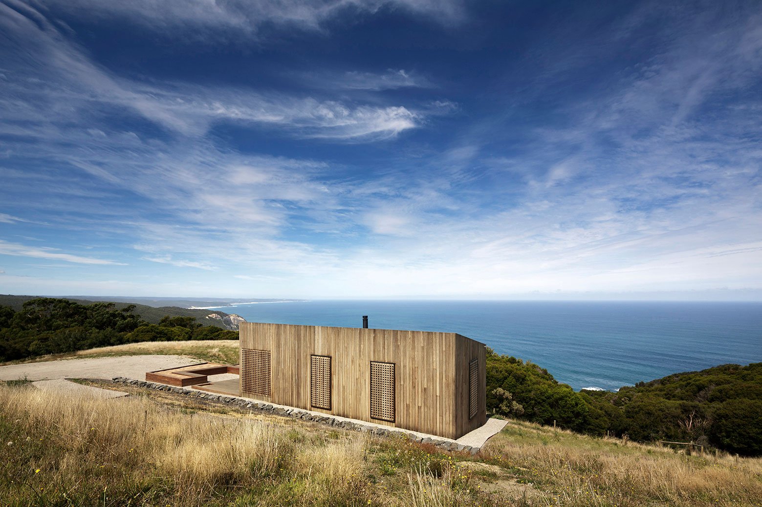 Moonlight cabin retreat with great sea views by Jackson Clements Burrows-02