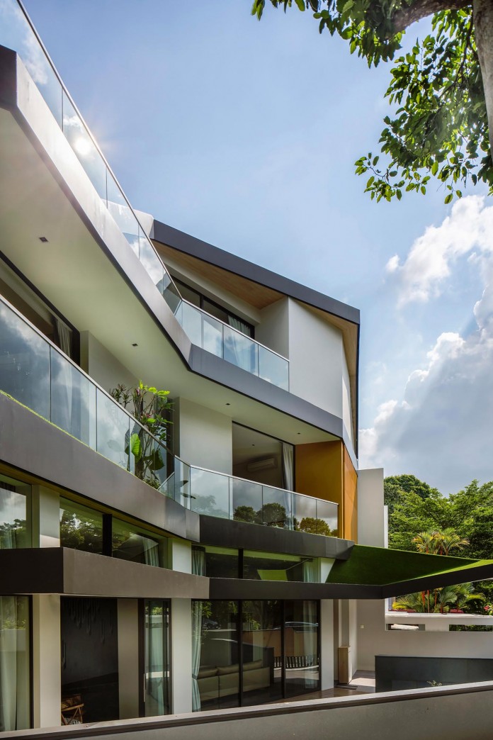 Trevose-House-situated-in-a-lushly-planted-residential-neighbourhood-in-Singapore-A-D-LAB-03