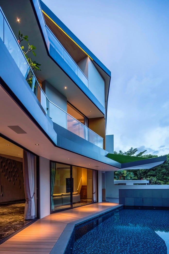 Trevose-House-situated-in-a-lushly-planted-residential-neighbourhood-in-Singapore-A-D-LAB-10